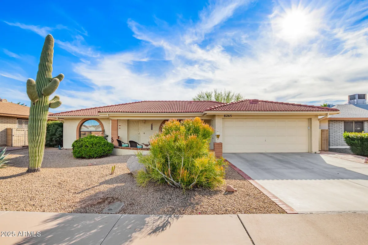 Property Slideshow image 1 of 41 | 8265 e lakeview ave, Mesa, AZ, 85209