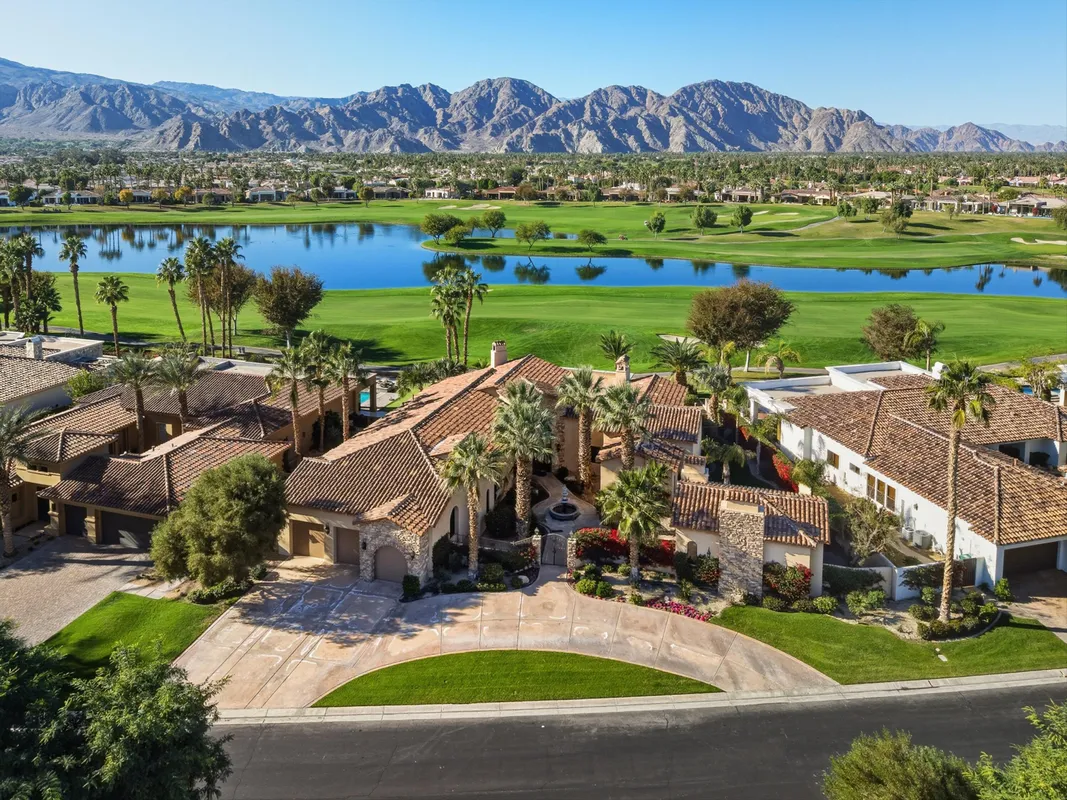 Property Slideshow image 1 of 48 | 57785 black diamond, La Quinta, CA, 92253