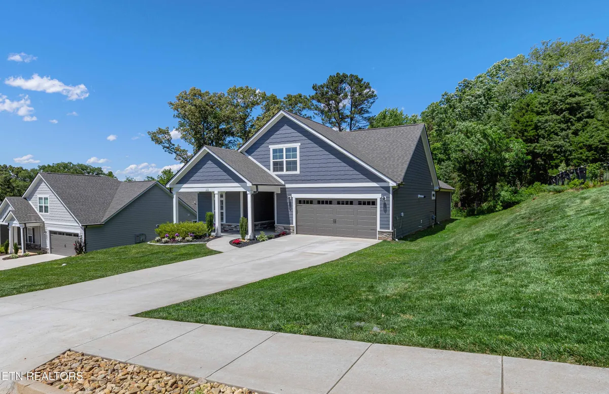 Property Slideshow image 1 of 47 | 225 cedar branch trl, Lenoir City, TN, 37772