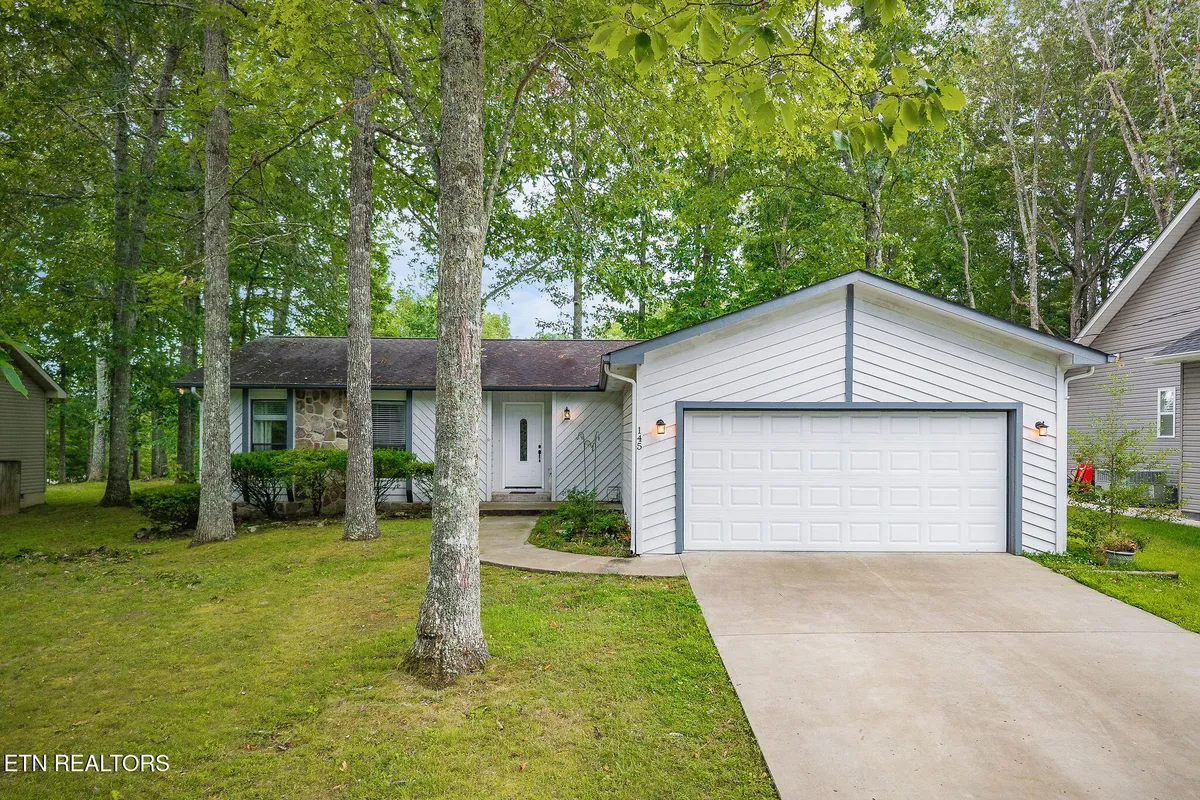 Property Slideshow image 1 of 38 | 145 anglewood dr, Crossville, TN, 38558