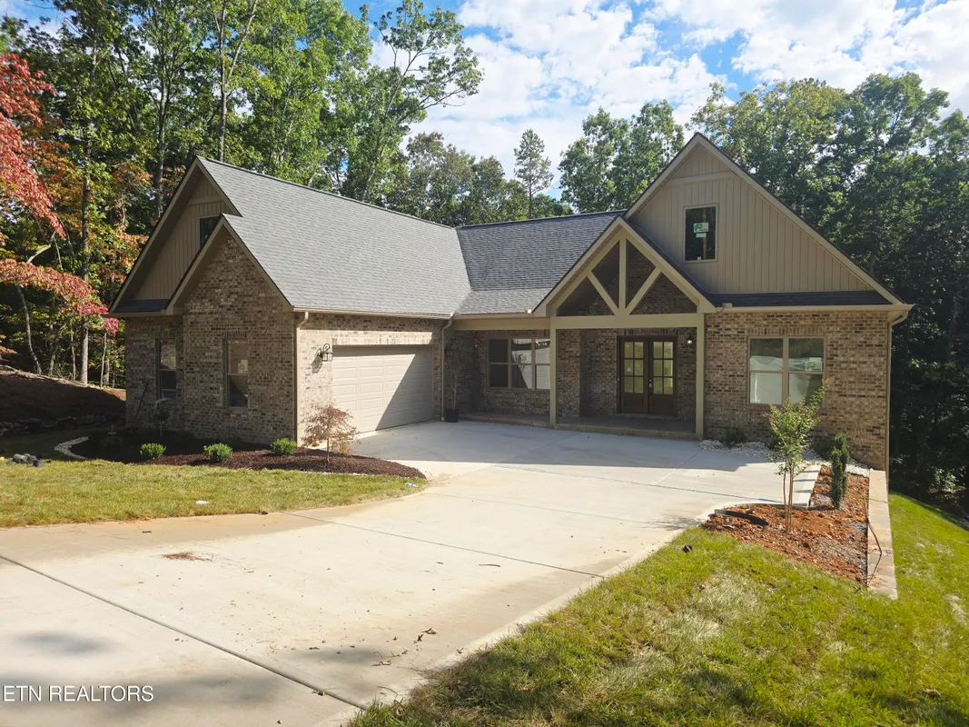 Property Slideshow image 1 of 13 | 102 tanasi dr, Loudon, TN, 37774