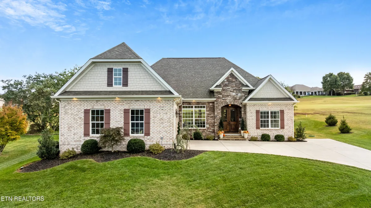 Property Slideshow image 1 of 60 | 340 pineberry dr, Vonore, TN, 37885