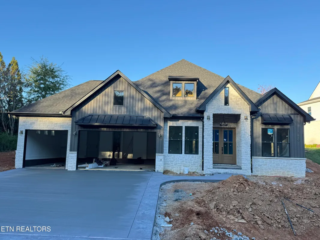 Property Slideshow image 1 of 11 | 120 chuniloti way, Loudon, TN, 37774