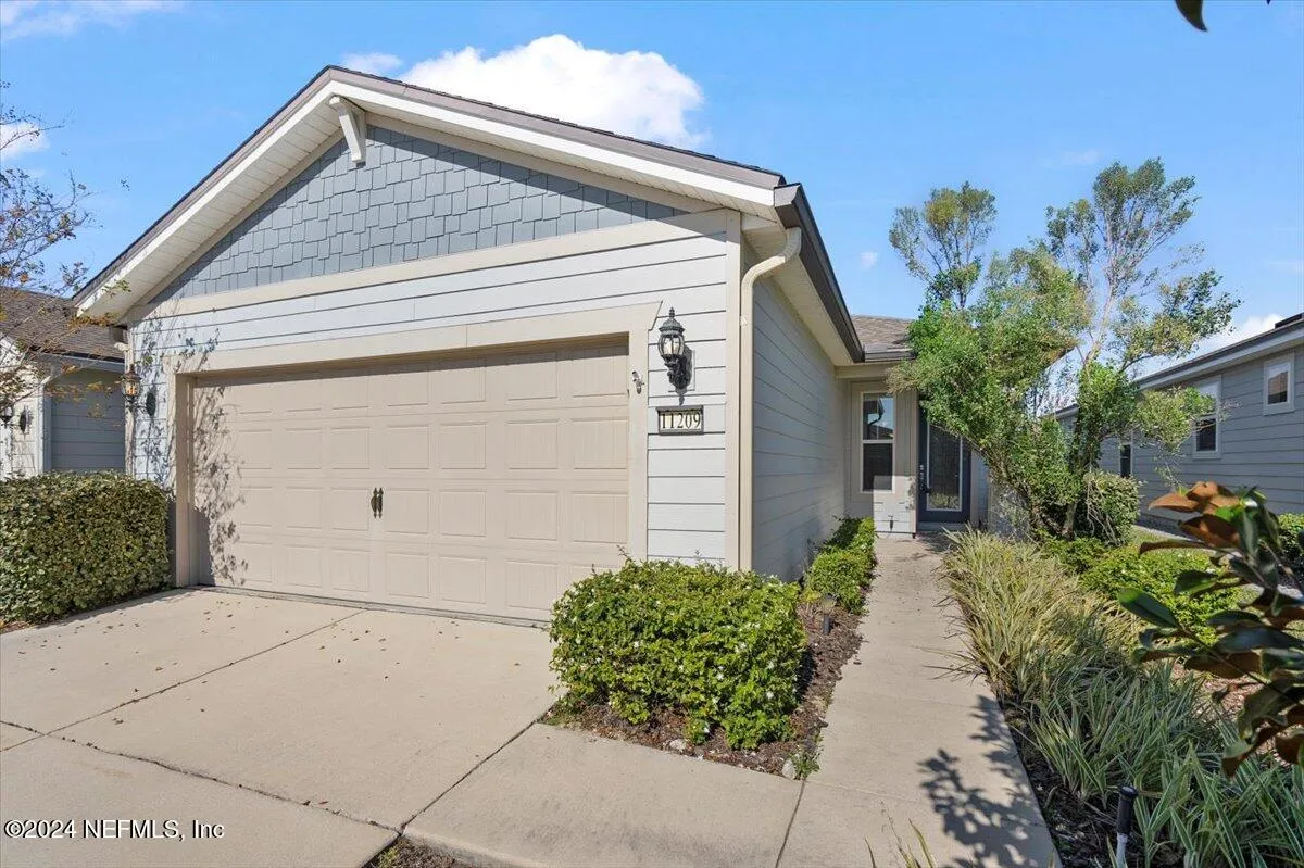 Property Slideshow image 1 of 43 | 11209 prescott ct, Jacksonville, FL, 32256