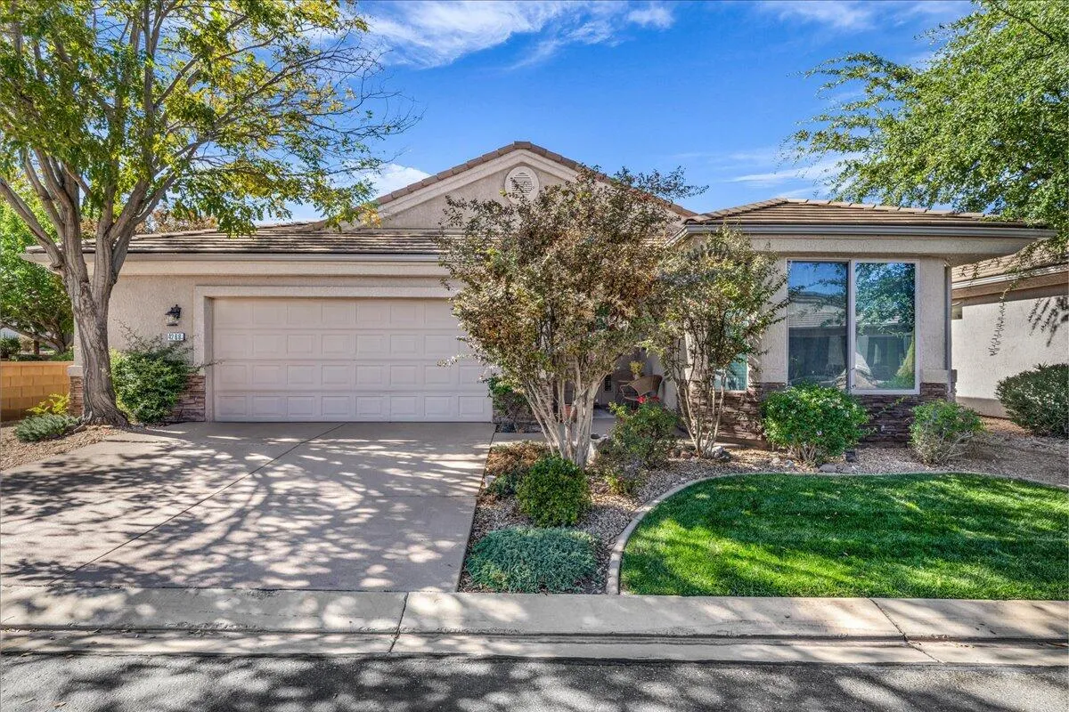 Property Slideshow image 1 of 16 | 4268 s ambassador dr, St George, UT, 84790
