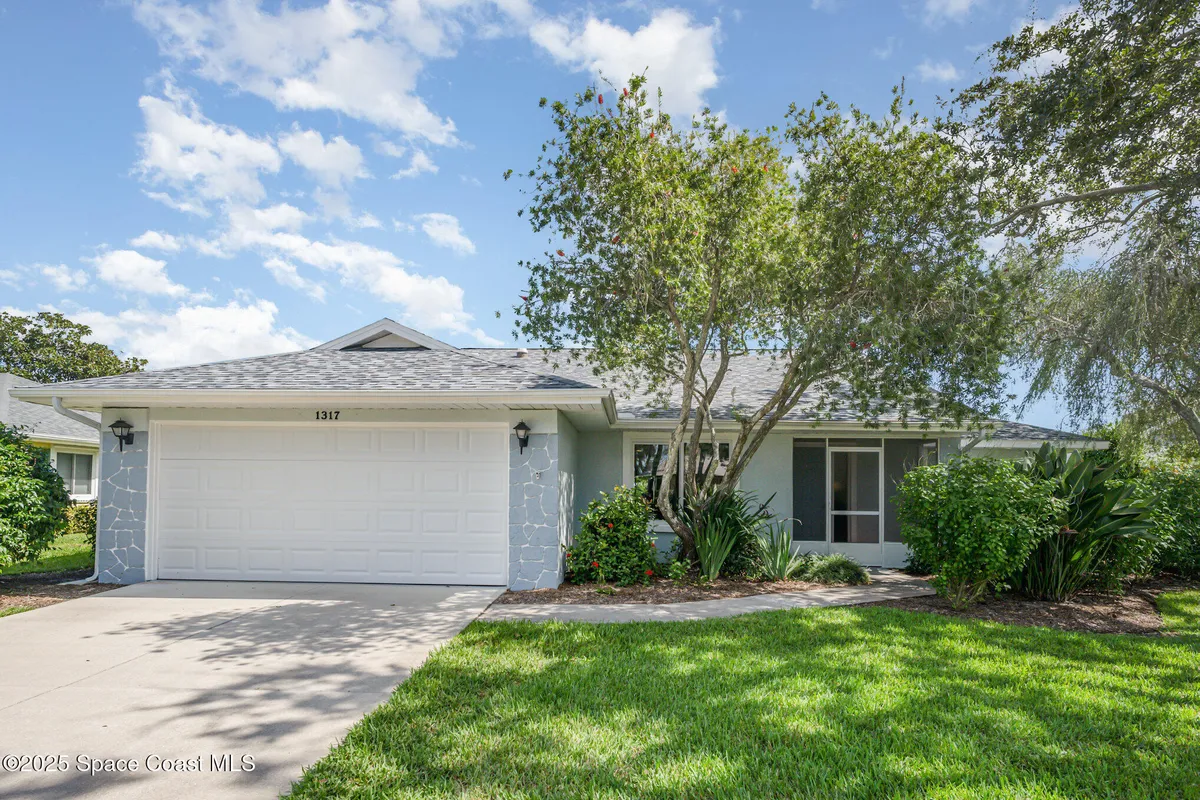 Property Slideshow image 1 of 40 | 1317 independence ave, Melbourne, FL, 32940