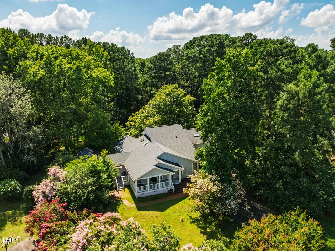 Property Slideshow image 1 of 55 | 135 weatherbend, Pittsboro, NC, 27312