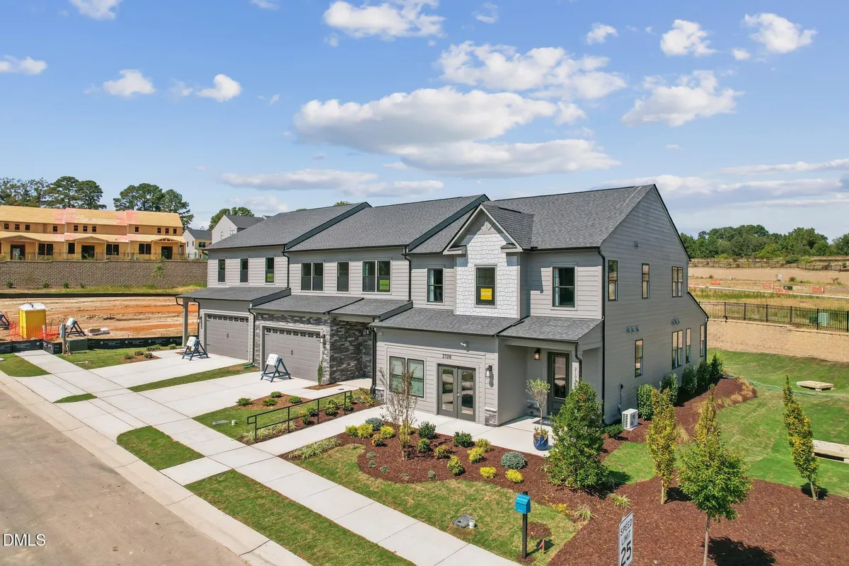 Property Slideshow image 1 of 44 | 1117 palisade bluff ln lot 43, Apex, NC, 27502