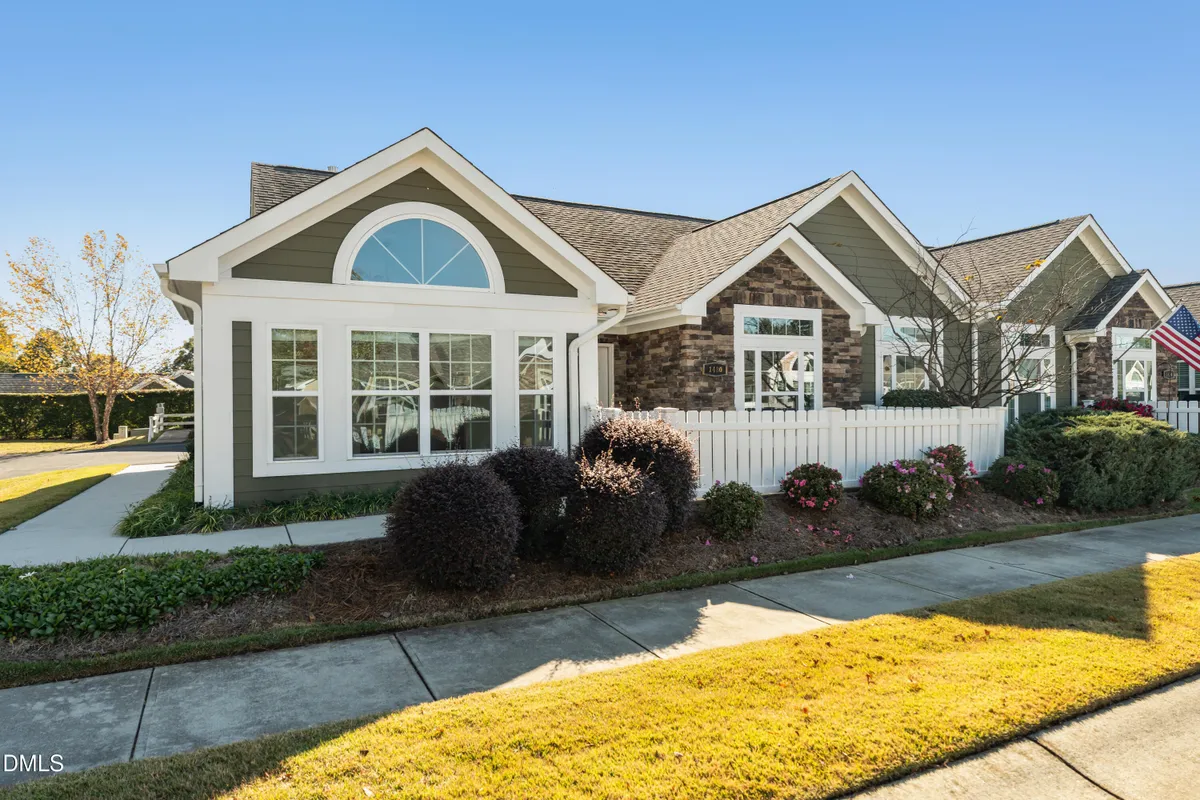 Property Slideshow image 1 of 40 | 1480 orchard villas ave, Apex, NC, 27502