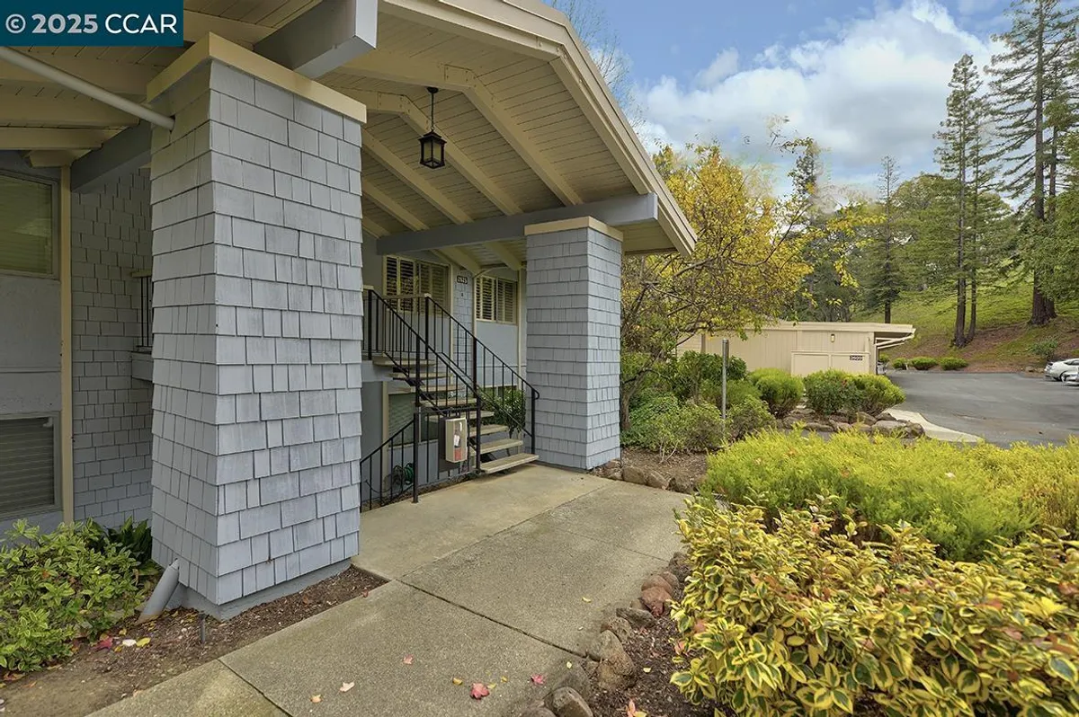 Property Slideshow image 1 of 48 | 2625 ptarmigan dr 7, Walnut Creek, CA, 94595
