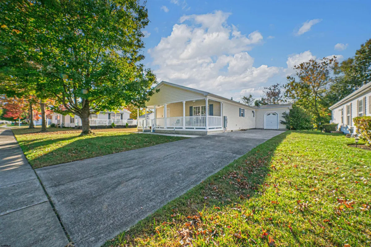 Property Slideshow image 1 of 22 | 94 baltusrol dr, Mays Landing, NJ, 08330