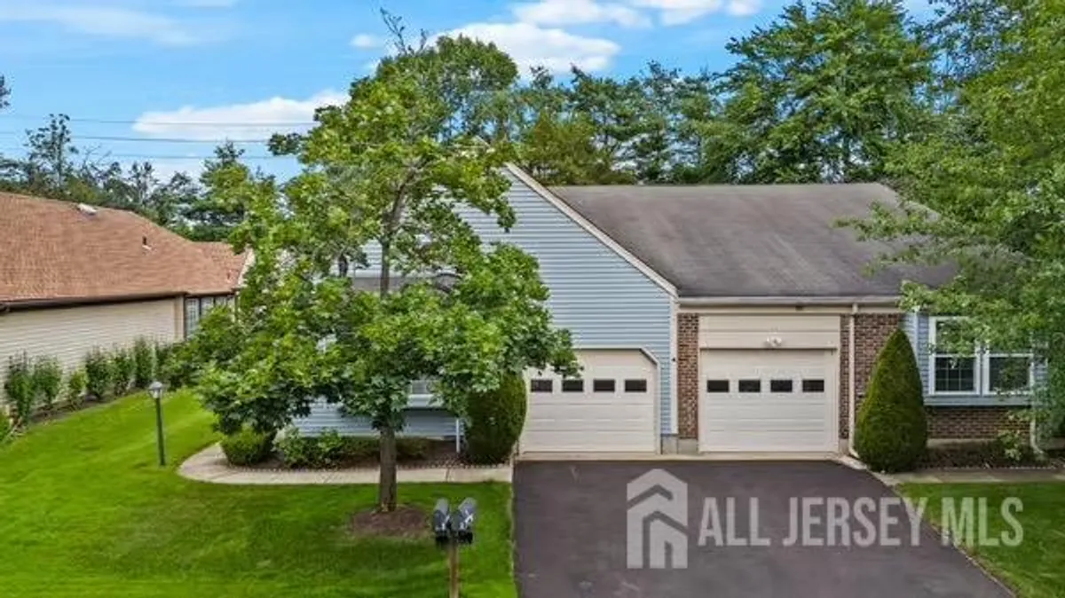 Property Slideshow image 1 of 15 | 15 betsy ross dr b, Monroe, NJ, 08831