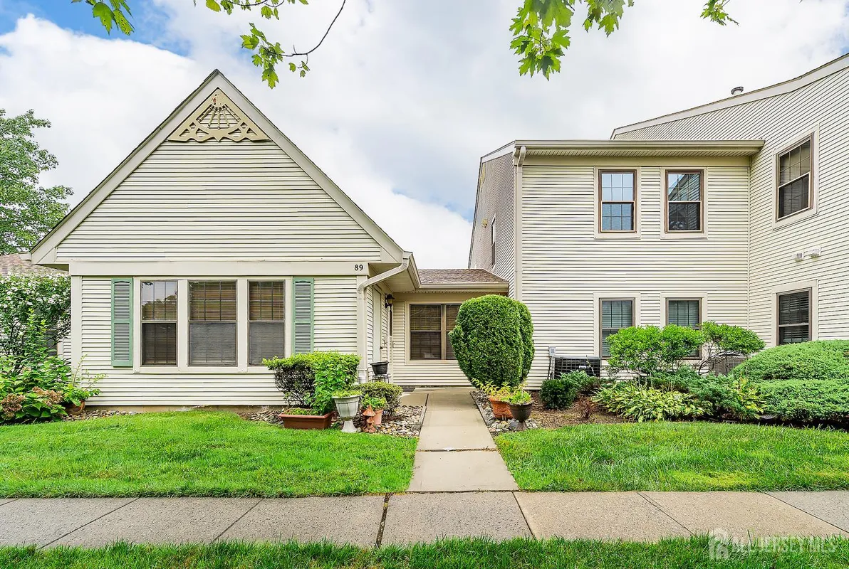 Property Slideshow image 1 of 26 | 89 griggs pl, East Brunswick, NJ, 08816