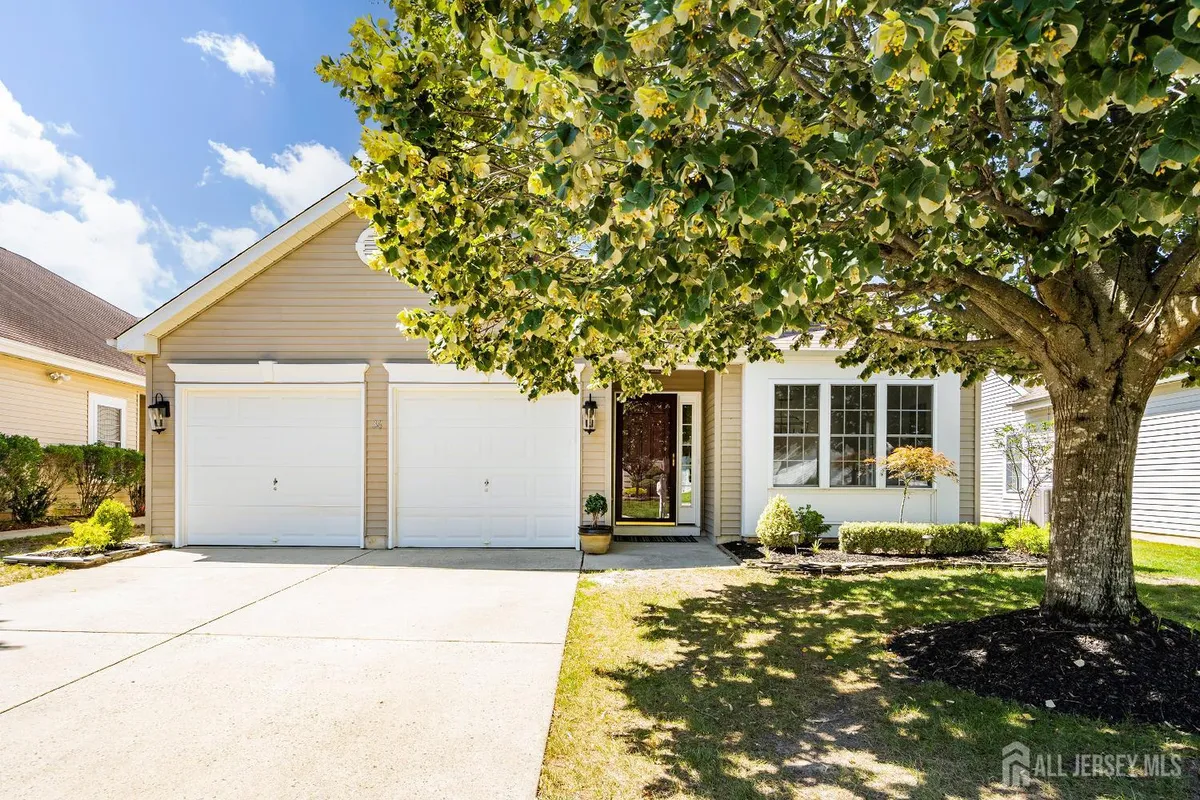 Property Slideshow image 1 of 37 | 36 congressional rd, Jackson, NJ, 08527