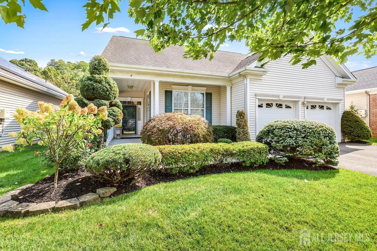 Property Slideshow image 1 of 29 | 4 prusakowski blvd, Parlin, NJ, 08859