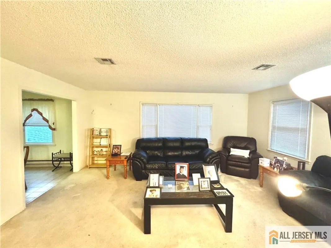 Property Slideshow image 1 of 5 | 432 redding ln # 432n, Monroe, NJ, 08831