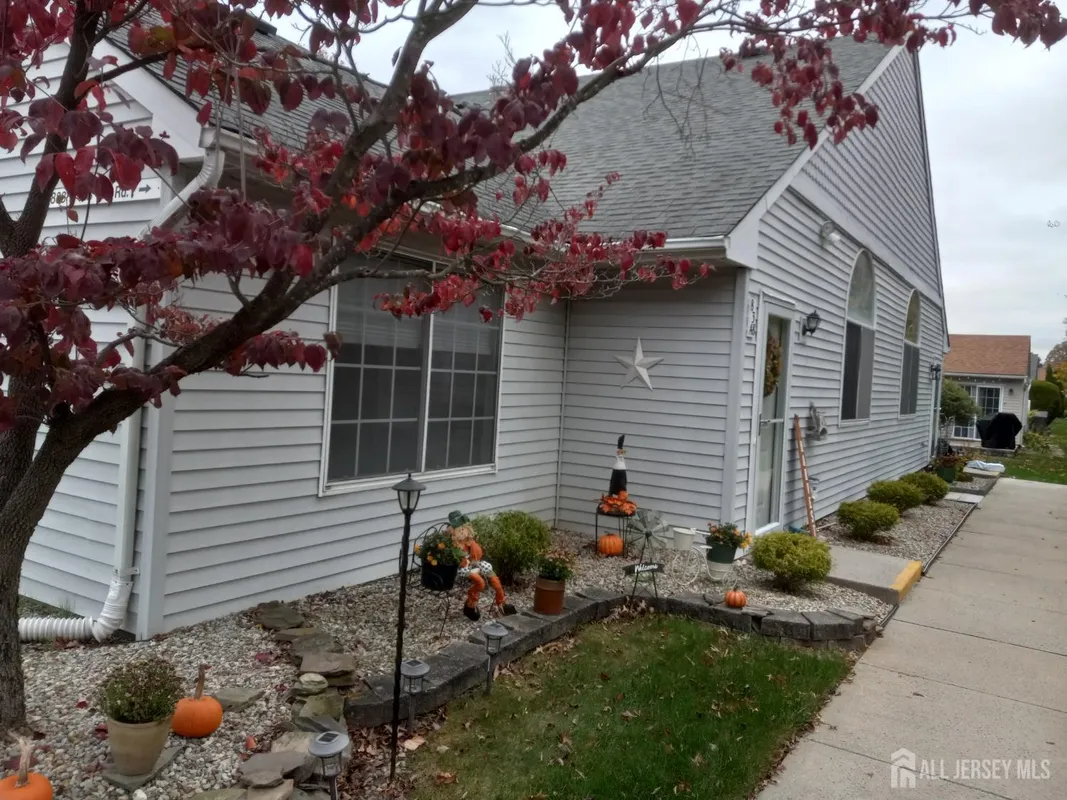 Property Slideshow image 1 of 34 | 838 vail rd, Monroe, NJ, 08831