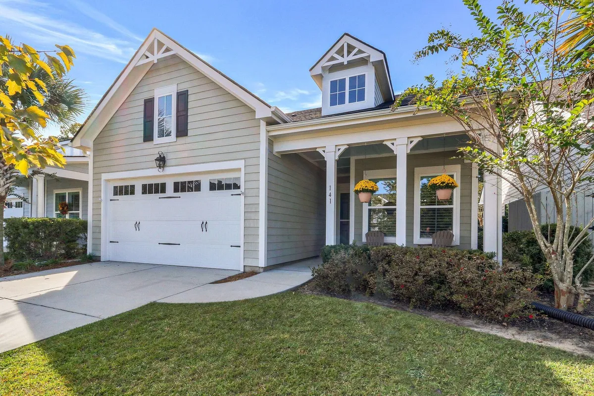 Property Slideshow image 1 of 49 | 141 quarter casting cir, Bluffton, SC, 29910