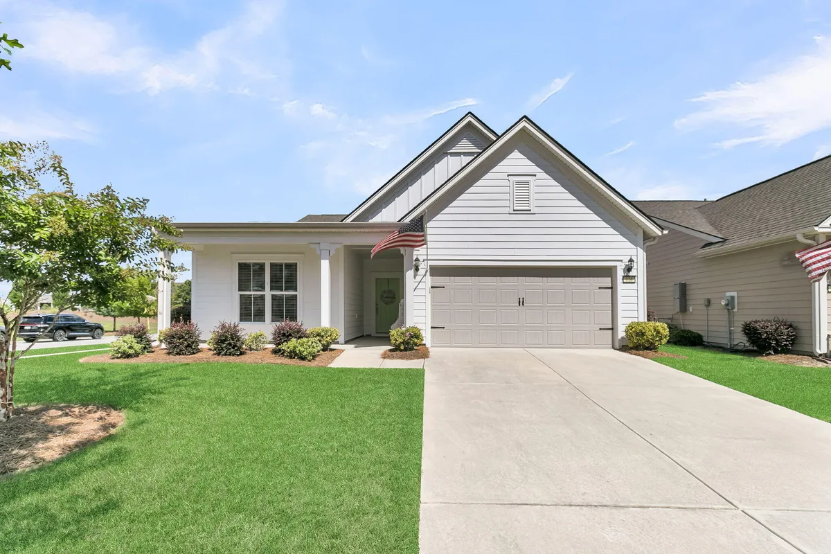 Property Slideshow image 1 of 67 | 126 hedera ct, Summerville, SC, 29486
