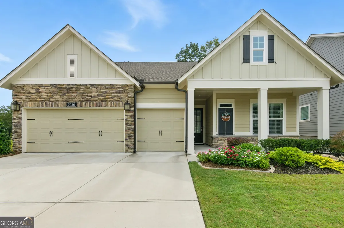 Property Slideshow image 1 of 70 | 7080 cottage grove dr, Flowery Branch, GA, 30542