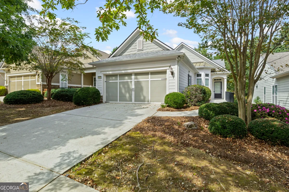 Property Slideshow image 1 of 72 | 129 begonia ct na, Griffin, GA, 30223
