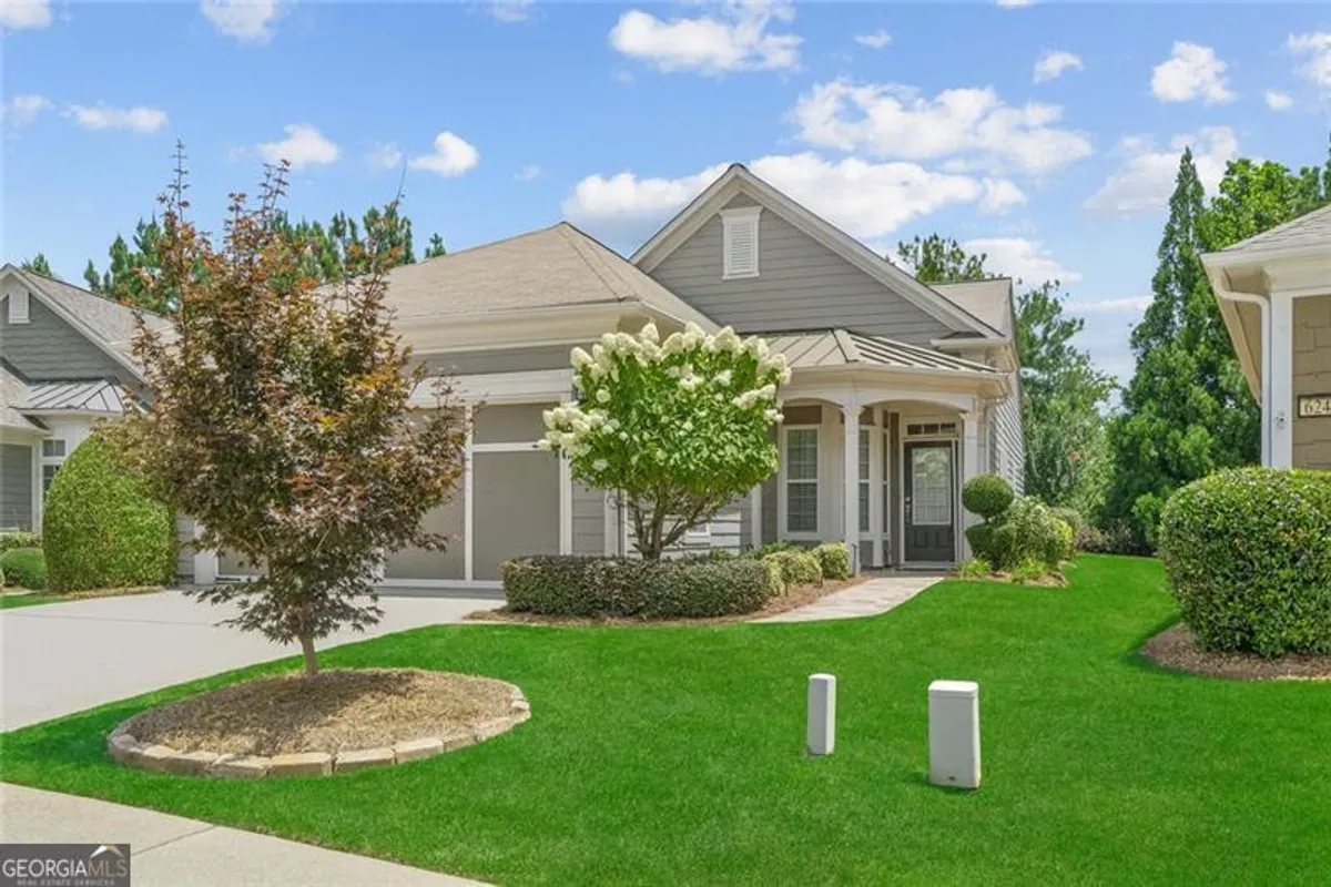 Property Slideshow image 1 of 47 | 6241 greenstone cir, Hoschton, GA, 30548