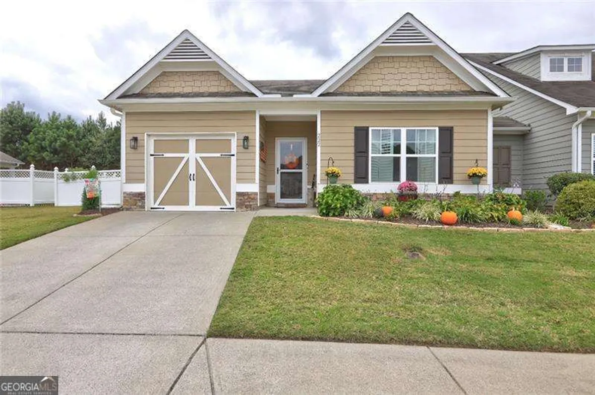 Property Slideshow image 1 of 23 | 222 river ter, Canton, GA, 30114