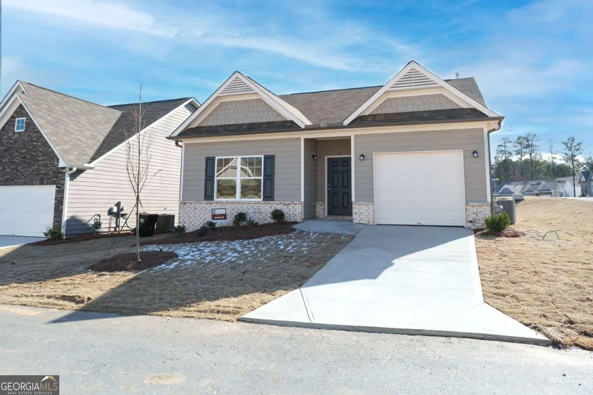 Property Slideshow image 1 of 32 | 27 rosebud ln # 37, Dallas, GA, 30132