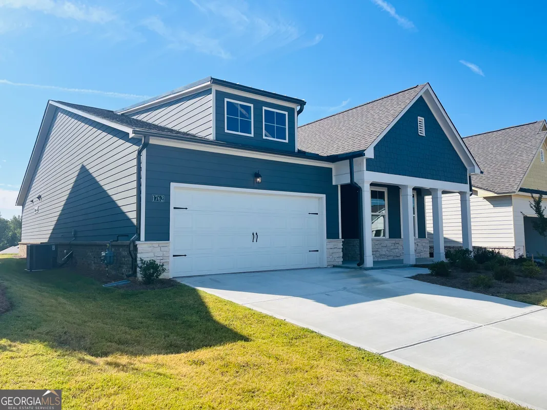 Property Slideshow image 1 of 32 | 1762 juniper berry way, Loganville, GA, 30052