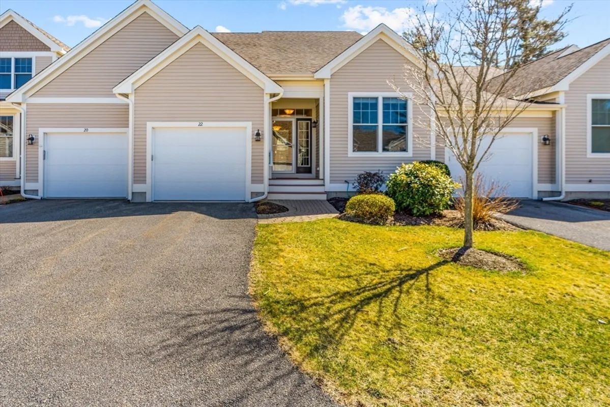 Property Slideshow image 1 of 33 | 22 grey hawk dr # 22, Mashpee, MA, 02649