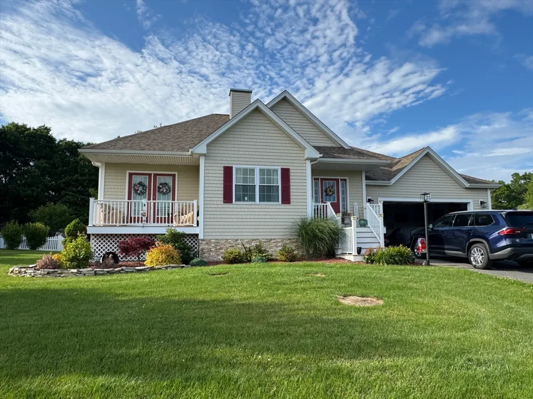 Property Slideshow image 1 of 13 | 3064 club house dr, Dighton, MA, 02715