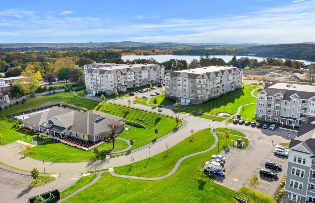 Property Slideshow image 1 of 41 | 2 codman way 410, Westborough, MA, 01581