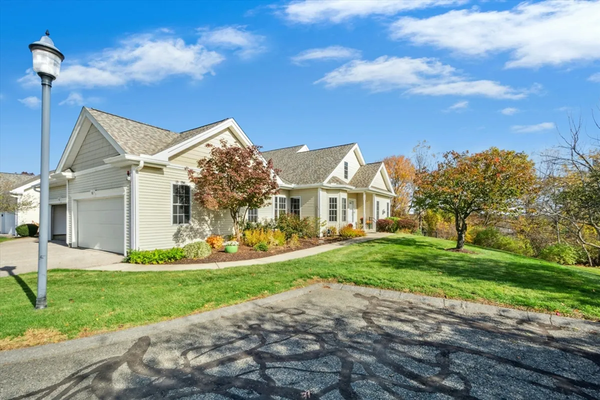 Property Slideshow image 1 of 35 | 69 cortland grove dr # 69, Shrewsbury, MA, 01545