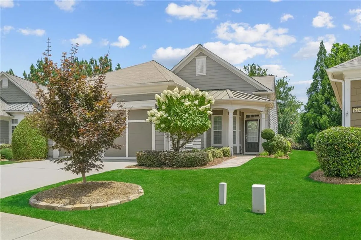 Property Slideshow image 1 of 47 | 6241 greenstone cir, Hoschton, GA, 30548