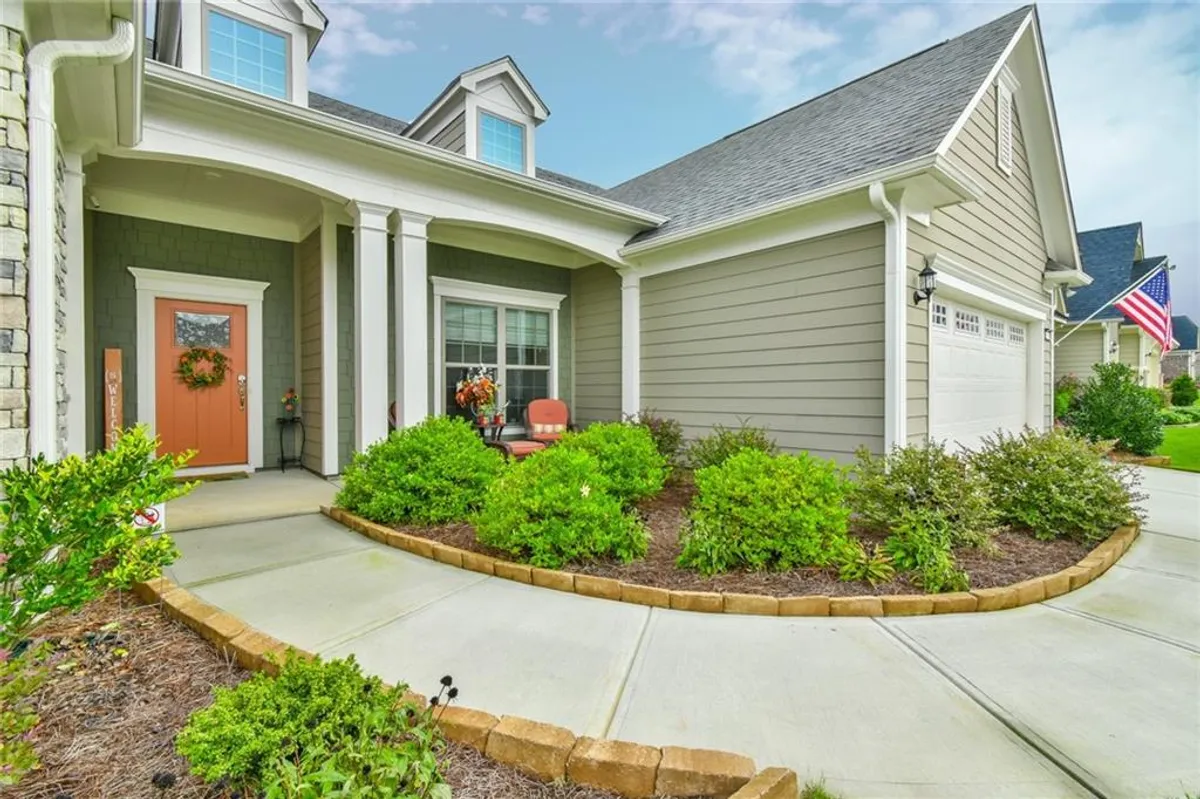 Property Slideshow image 1 of 43 | 5704 miravista way, Hoschton, GA, 30548