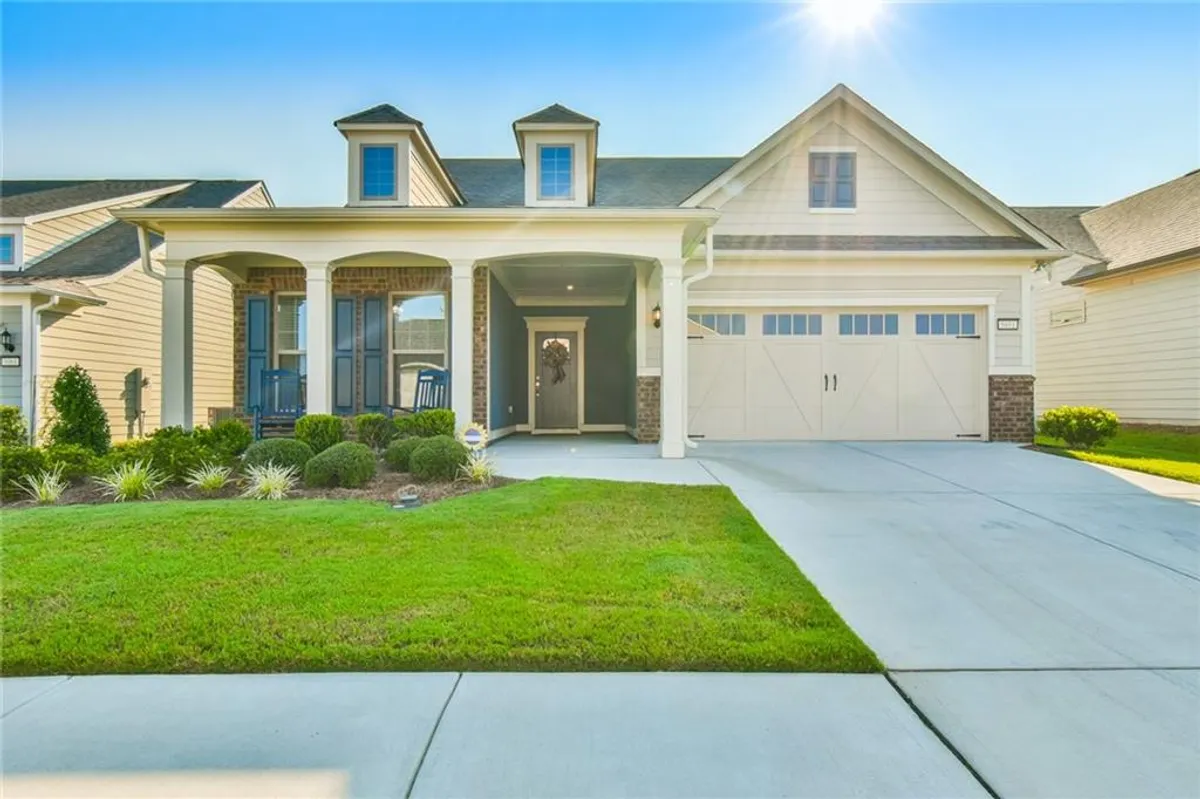 Property Slideshow image 1 of 41 | 5051 adler ct, Hoschton, GA, 30548