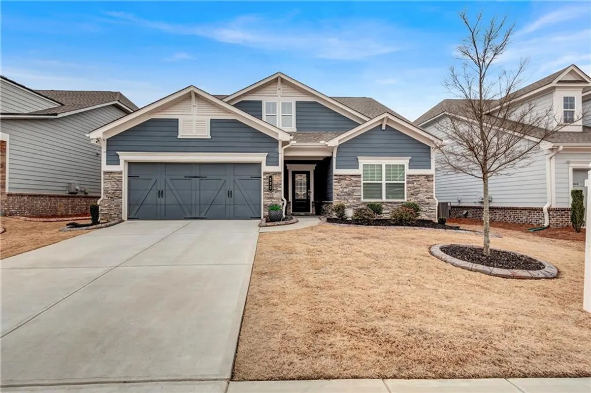 Property Slideshow image 1 of 29 | 532 barlow pl, Grayson, GA, 30017