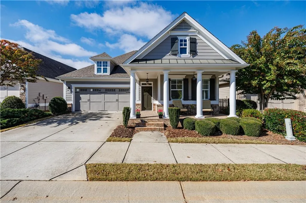 Property Slideshow image 1 of 34 | 403 heron lndg, Woodstock, GA, 30188