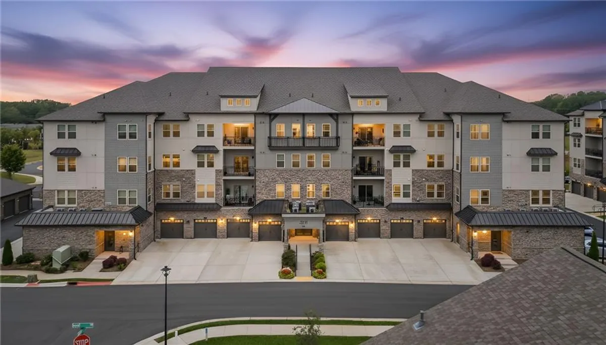 Property Slideshow image 1 of 42 | 3211 orwell way unit 4205, Cumming, GA, 30041