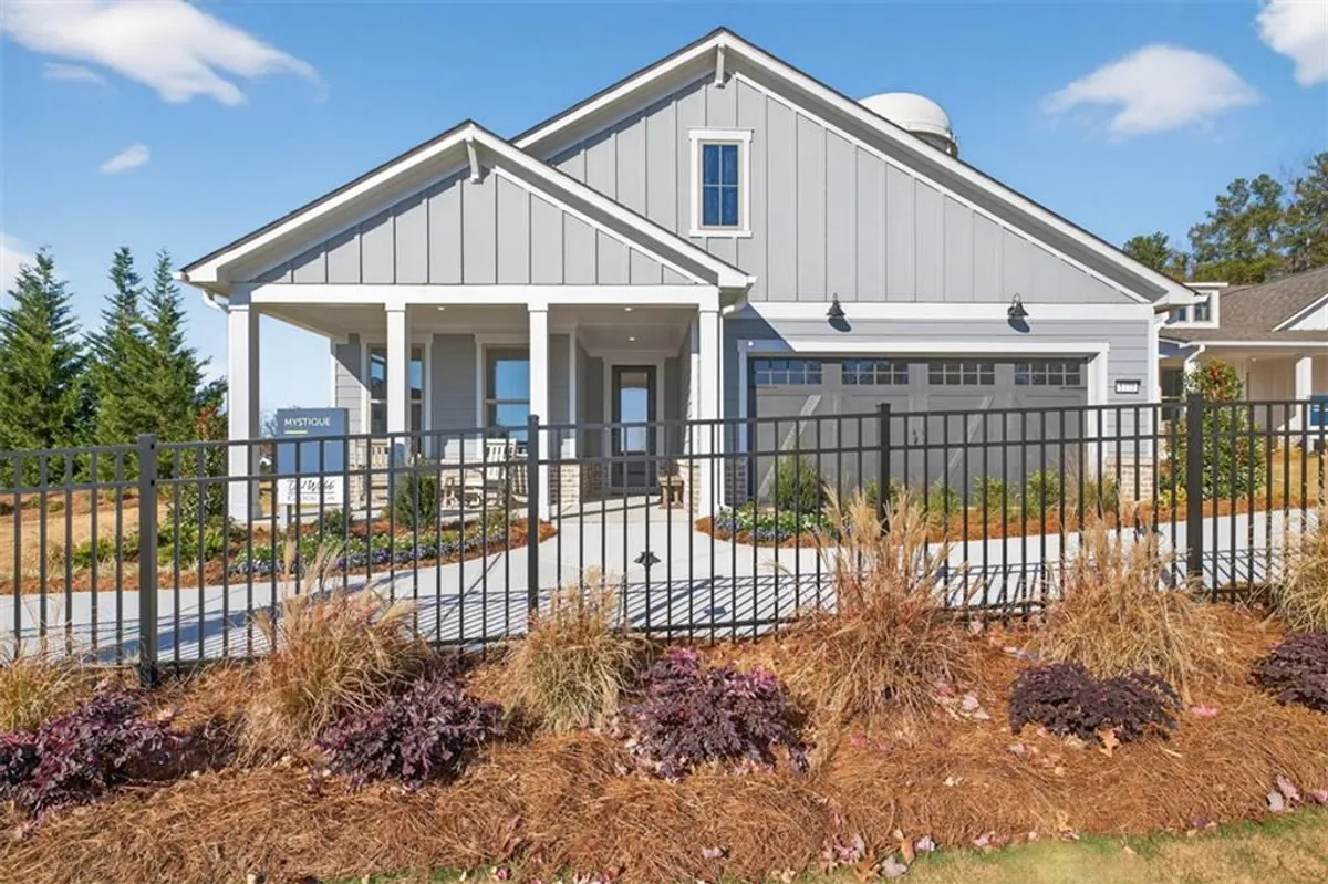 Property Slideshow image 1 of 30 | 5425 cordina rd, Hoschton, GA, 30548