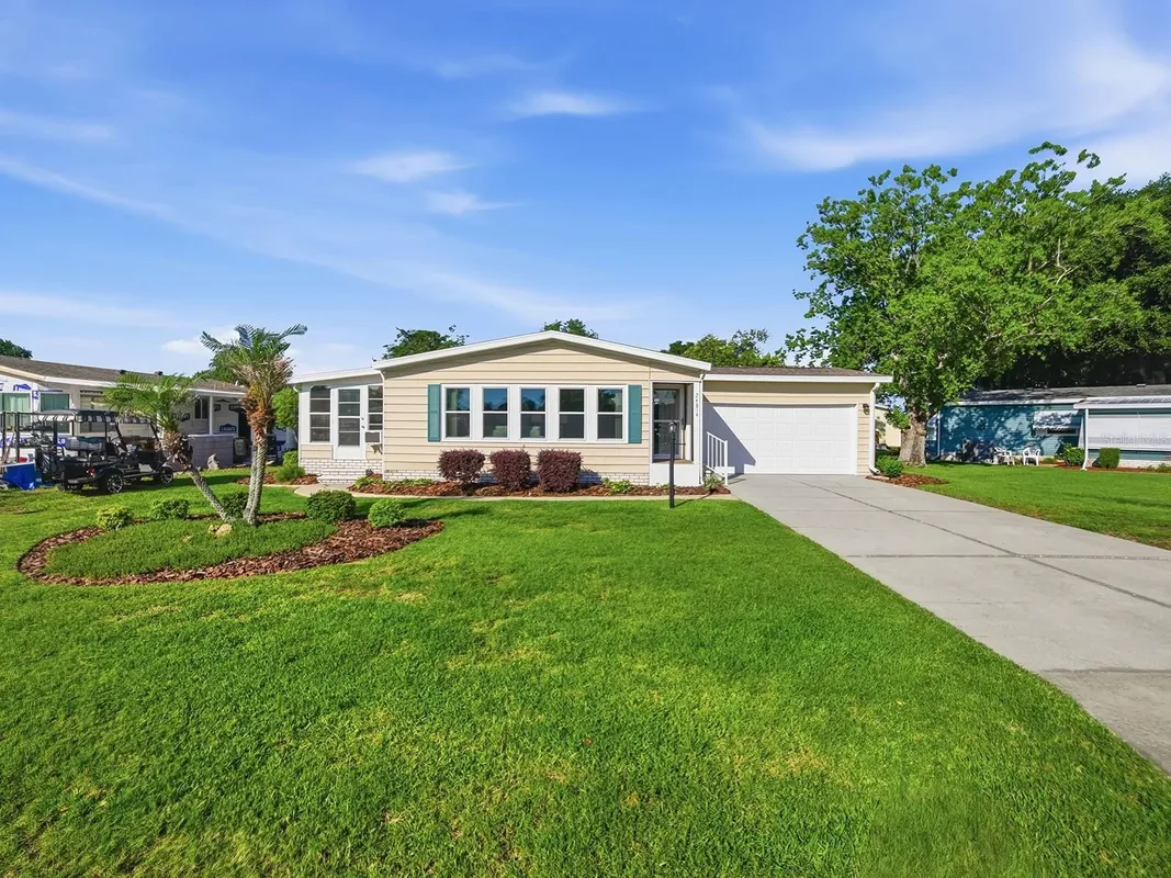 Property Slideshow image 1 of 41 | 24814 pine hl, Leesburg, FL, 34748