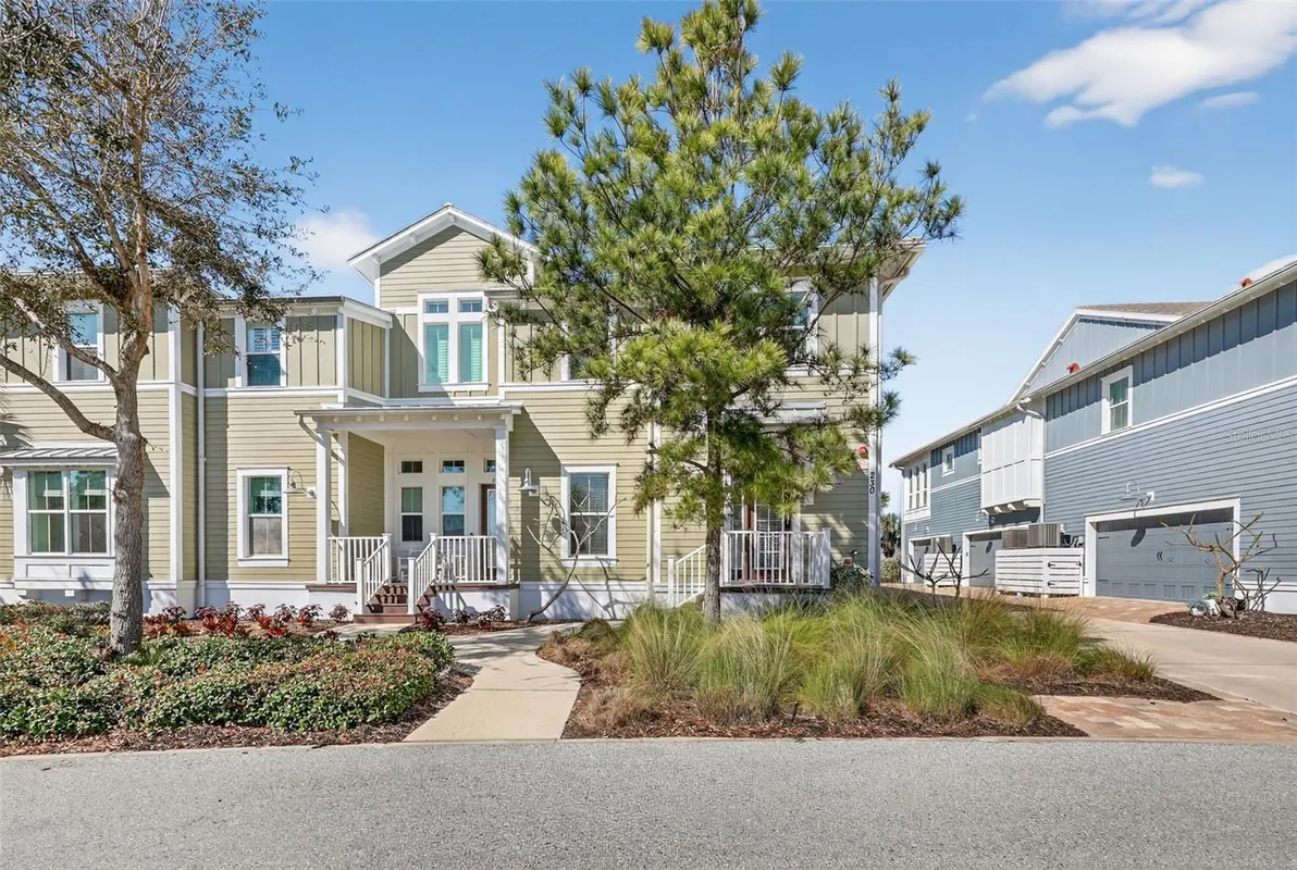 Property Slideshow image 1 of 100 | 230 sapphire lake dr unit 201, Bradenton, FL, 34209