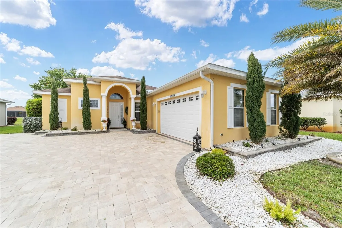 Property Slideshow image 1 of 41 | 10174 lake miona way, Oxford, FL, 34484