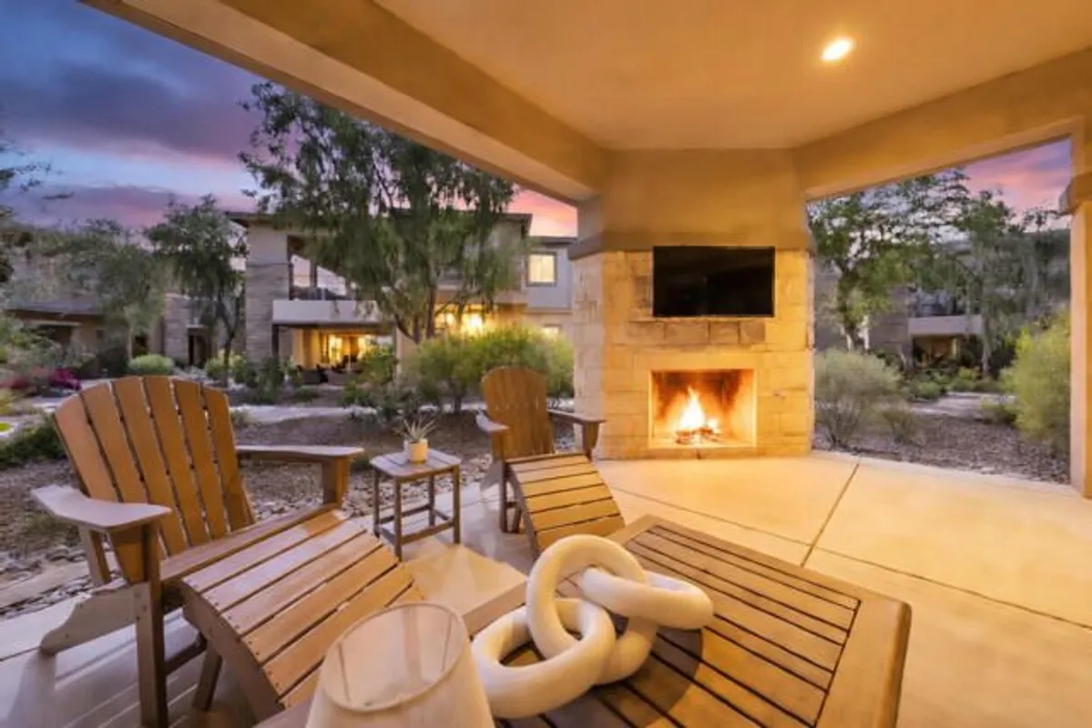 Property Slideshow image 1 of 50 | 1702 retreat cir, Palm Desert, CA, 92260