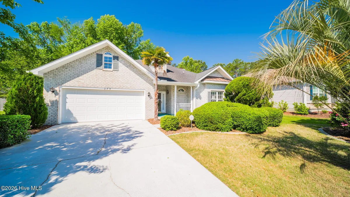 Property Slideshow image 1 of 49 | 279 ravennaside dr, Calabash, NC, 28467