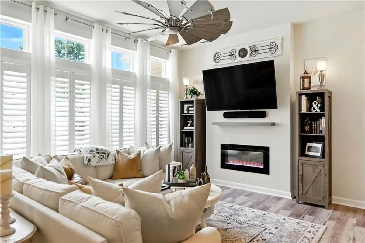 Property Slideshow image 1 of 48 | 1501 acadian dr c, Suffolk, VA, 23434