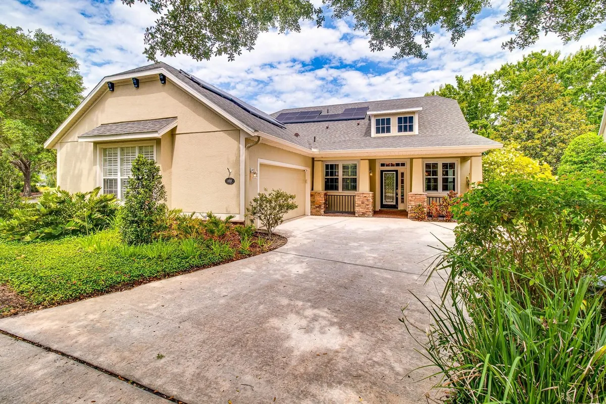 Property Slideshow image 1 of 46 | 1018 heron point cir, Deland, FL, 32724