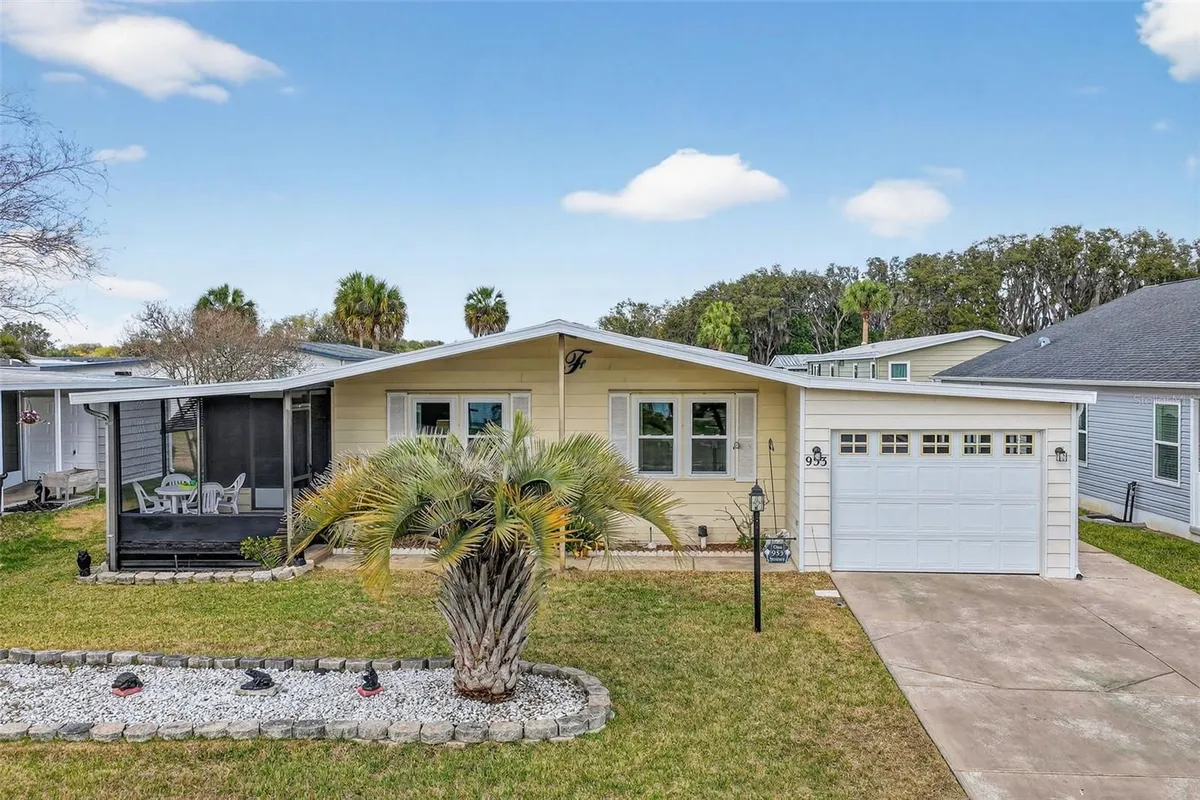 Property Slideshow image 1 of 43 | 953 orchid st, The Villages, FL, 32159