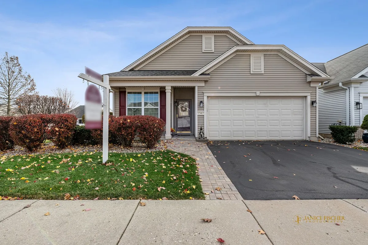 Property Slideshow image 1 of 21 | 13463 morgan way, Huntley, IL, 60142