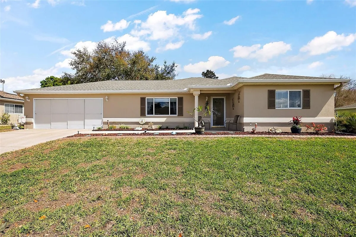 Property Slideshow image 1 of 51 | 13751 se 88th ct, Summerfield, FL, 34491